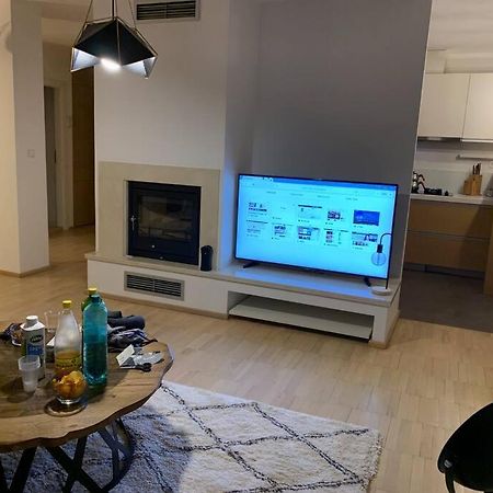 Modern Apartment In Skopje Exterior foto